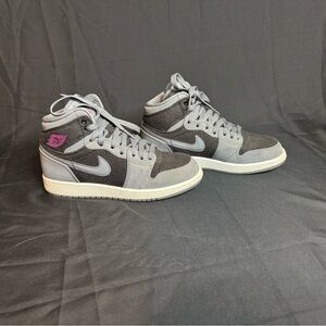 Jordan Kids Sneakers in Gray and Black with Pink Details